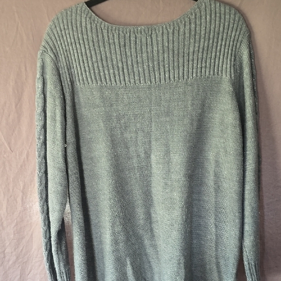 Faded Glory Gray Crew Neck Sweater with Cable Knit Design - Picture 7 of 8